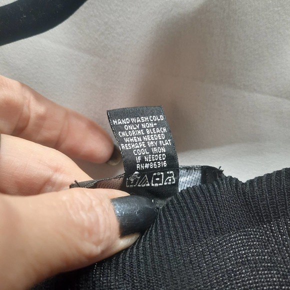 Finity Woman  Black lightweight stripe design along front cardigan 1Xt - Picture 5 of 5